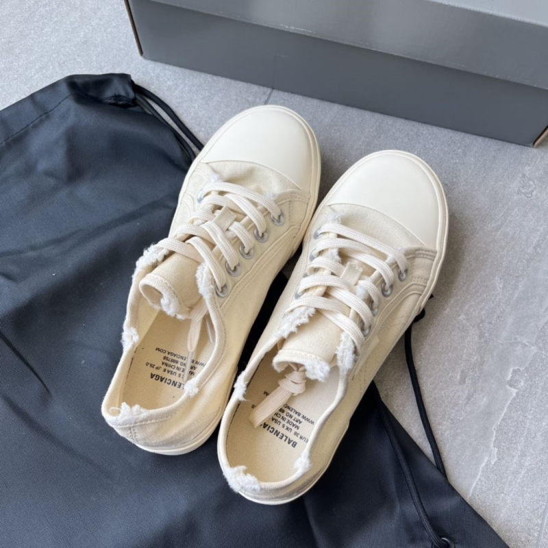 Balenciaga Sneakers